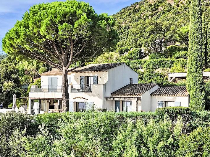Villa pour 10 personnes, avec jardin et piscine à Cavalaire-sur-Mer - 2