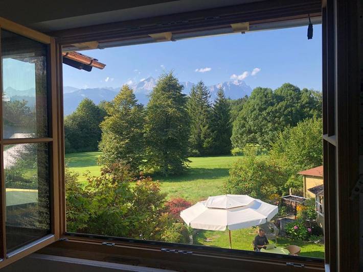 Ferienhaus für 12 Personen, mit Garten und Ausblick sowie Sauna in Garmisch-Partenkirchen
