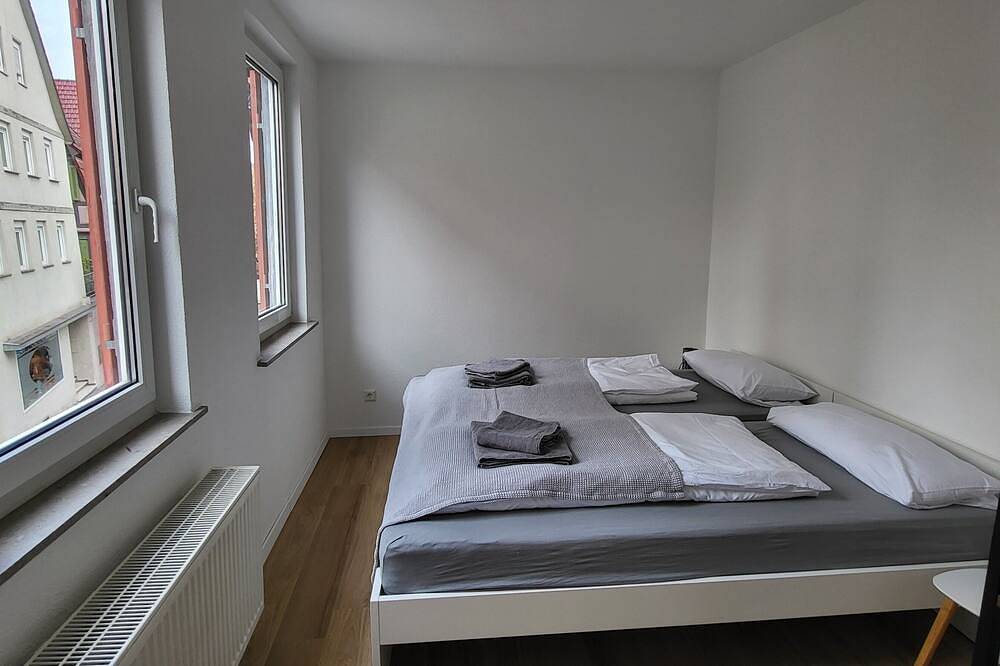 Ganze Wohnung, Mhq Ferienwohnung im historischen Fachwerkhaus mit Terrasse in Waiblingen in Waiblingen, Rems-Murr-Kreis