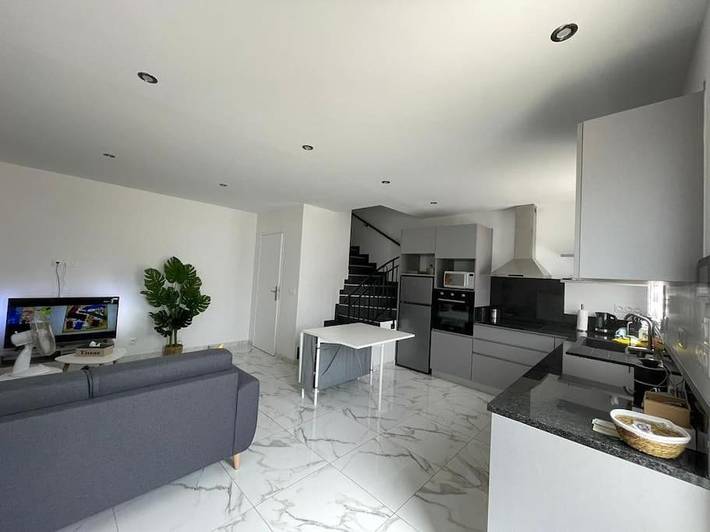 Location de vacances pour 6 personnes, avec terrasse dans Baulne