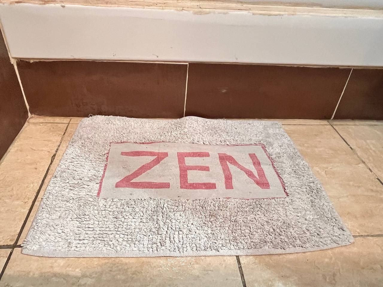 Chambre d’hôtes « Chambre Tulipes » avec jardin partagé et Wi-Fi in Coulombs, Moulins en Bessin