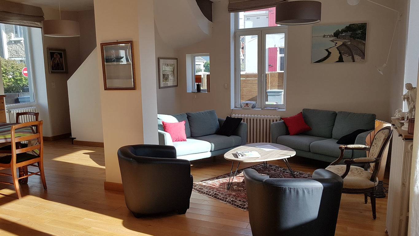 Villa Azious, 10 personnes - côté plage - parking privé in Wimereux, Région de Boulogne-sur-Mer