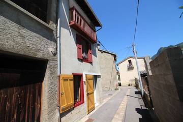 Gîte pour 4 personnes, avec terrasse à Auzat