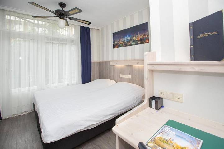 Hôtel pour 2 personnes, avec jardin, animaux acceptés à Rotterdam - 2