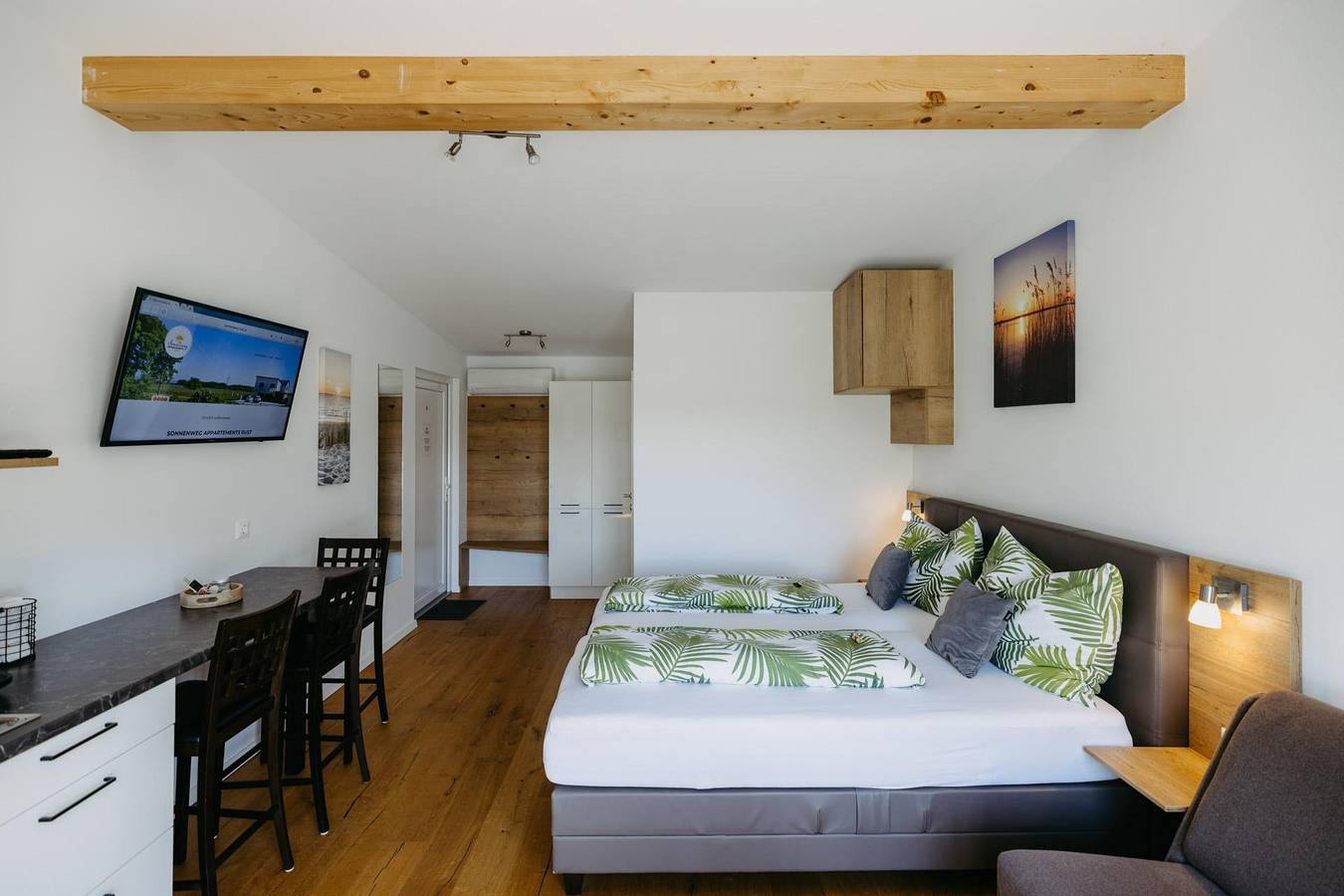 Appartement de vacances entier, Appartement/Fewo Jana, Bad, Wc, Balkon in Rust (Burgenland), Leithaberg