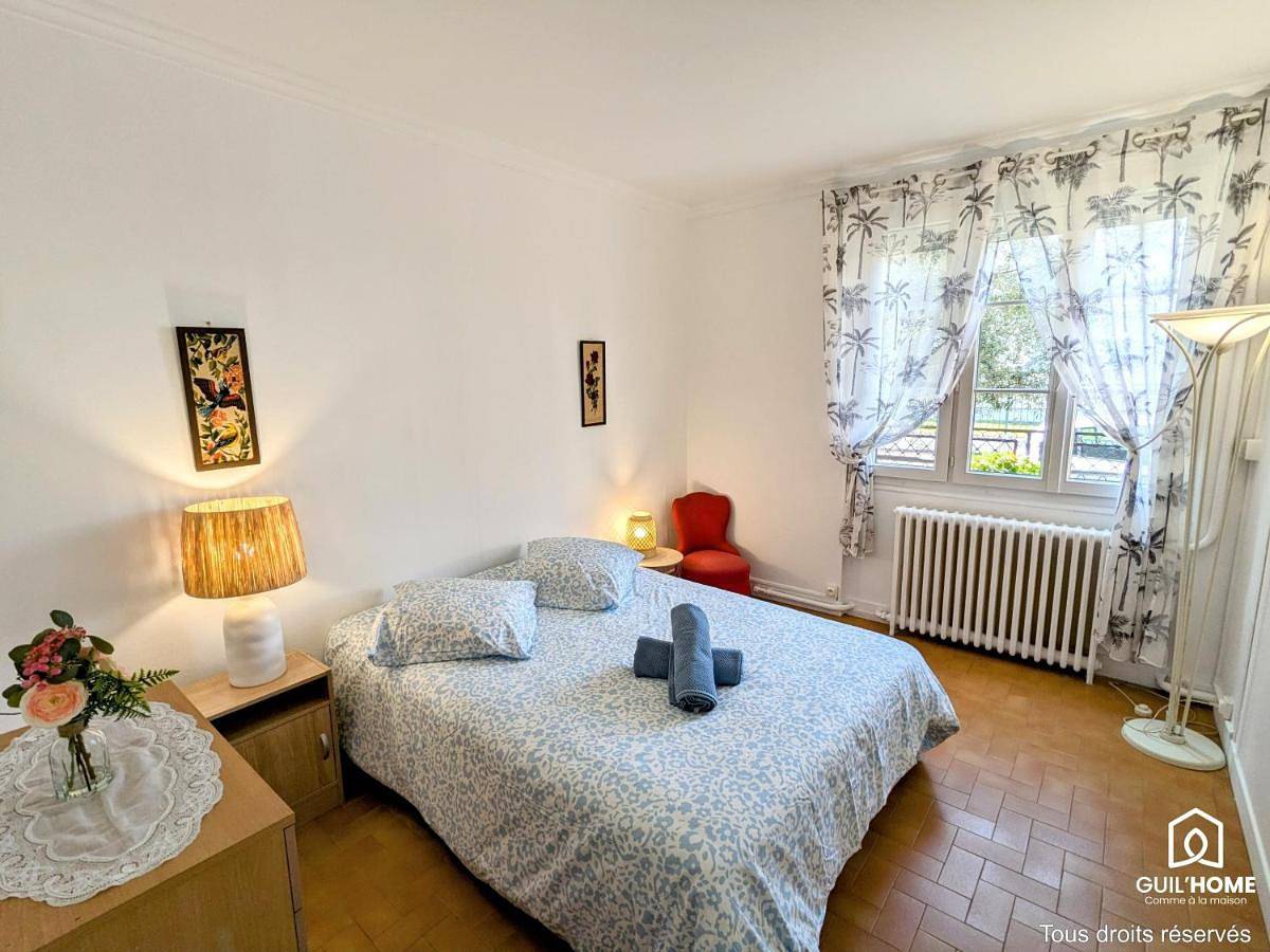 Three-Bedroom Home in Saint-Jean-de-la-Ruelle, Vallée de la Loire