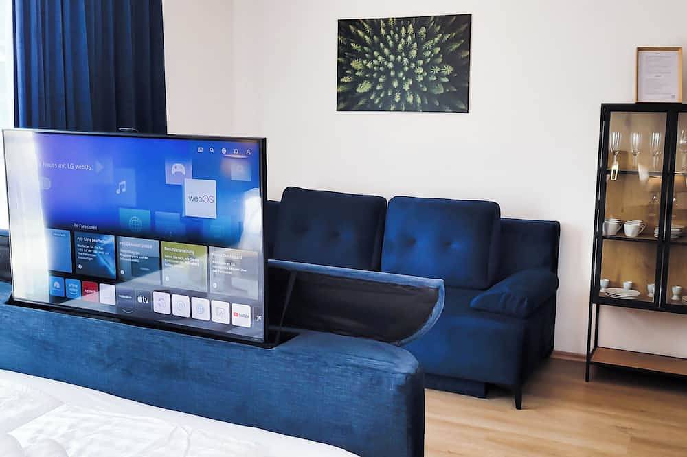 Ganze Wohnung, Terrasse - Parkplatz - Tv im Boxspringbett - Küche in Jena, Saaleland