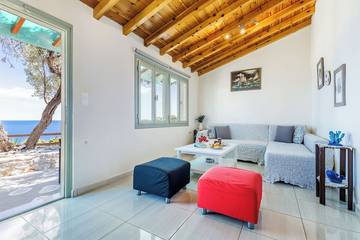 Villa for 5 People in Skopelos, Decentralized Administration of Thessaly - Central Greece, Photo 1