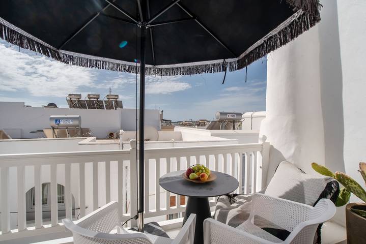 Gîte pour 4 personnes, avec balcon et jacuzzi dans Naxos - 2