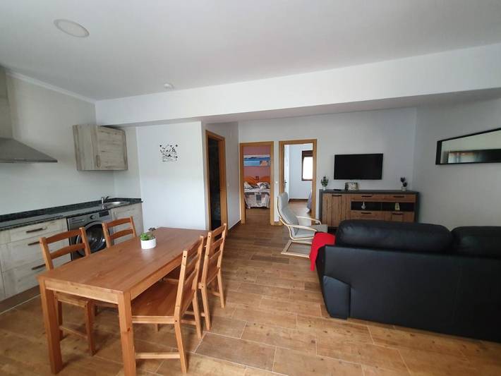 Apartamento de vacaciones para 6 personas, con jardín y vistas - 1