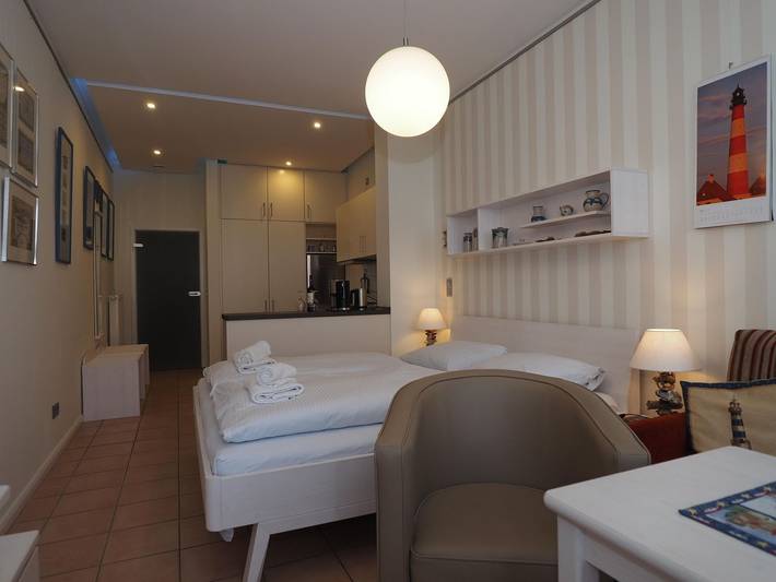 Ferienwohnung für 2 Personen, mit Balkon in Rostock - 3