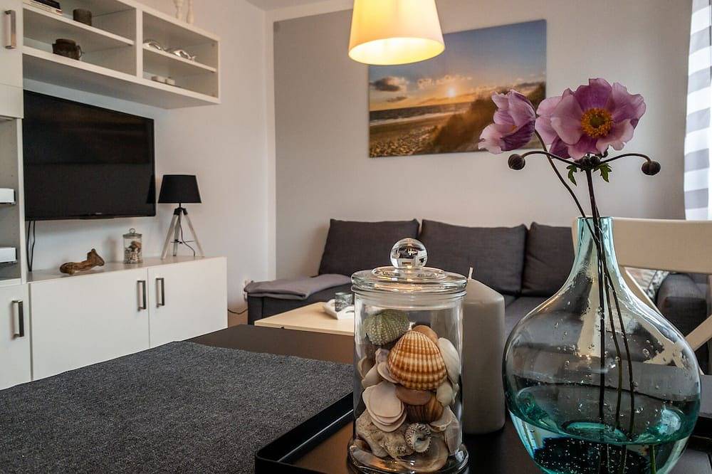 Ganze Wohnung, Schöne Ferienwohnung im grünen Zentrum Ostholsteins - zentral gelegen in Kabelhorst, Ostholstein