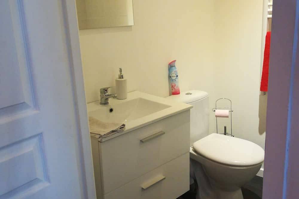 Appartement entier, Studio indépendant avec jardin, proche cathédrale de Reims in Bétheny, Marne