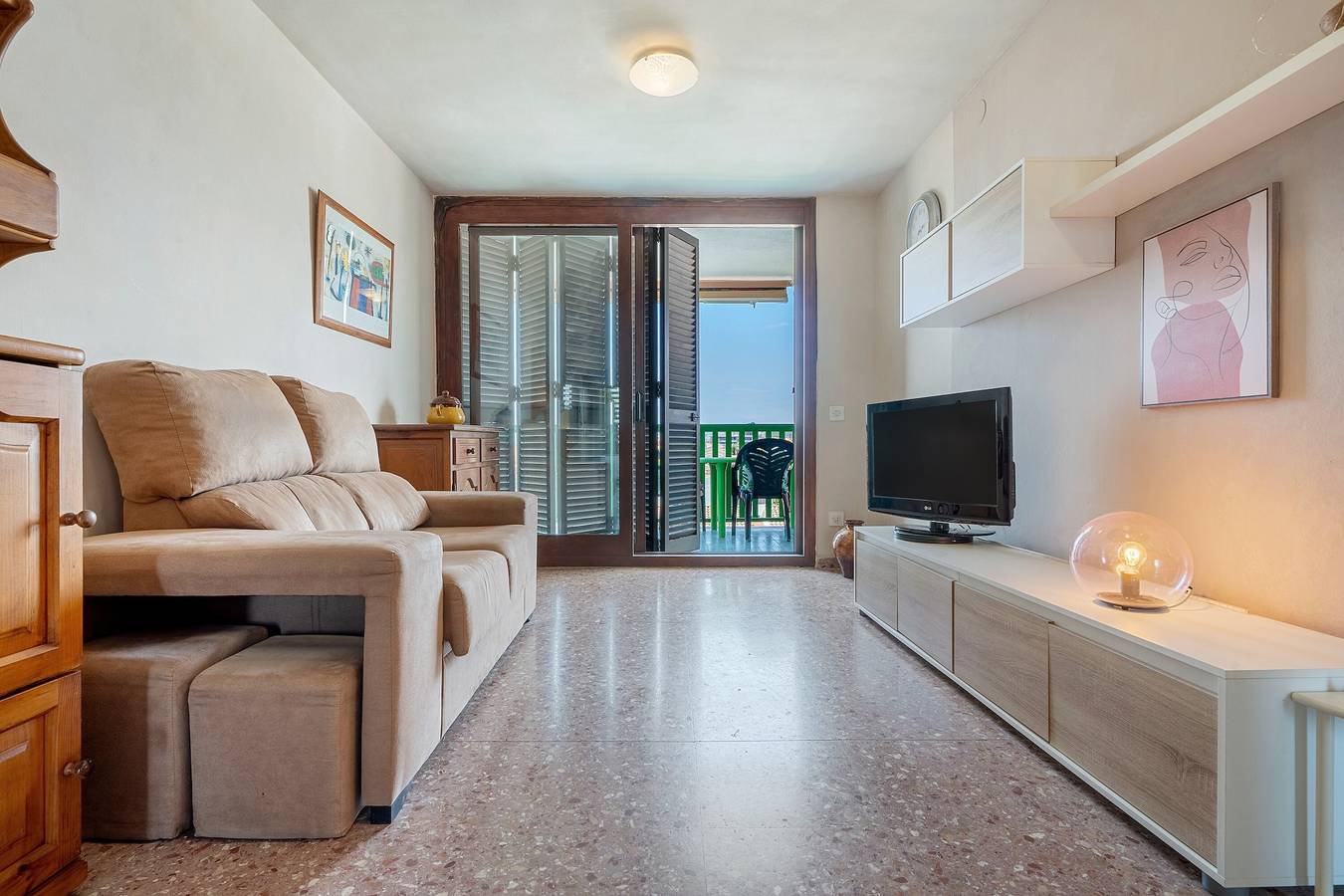 Apartamento entero, Apartamento 'Atico Altafulla' con Terraza Privada y Wi-Fi in Altafulla, Costa Dorada