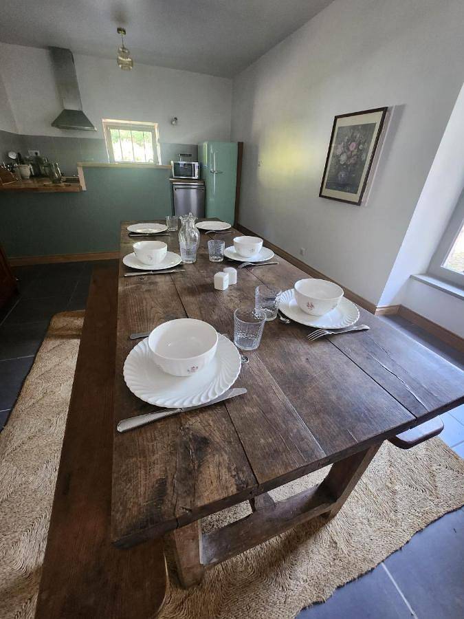 Location de vacances pour 6 personnes, avec terrasse ainsi que jardin et piscine, animaux acceptés à Causse-et-Diège - 3
