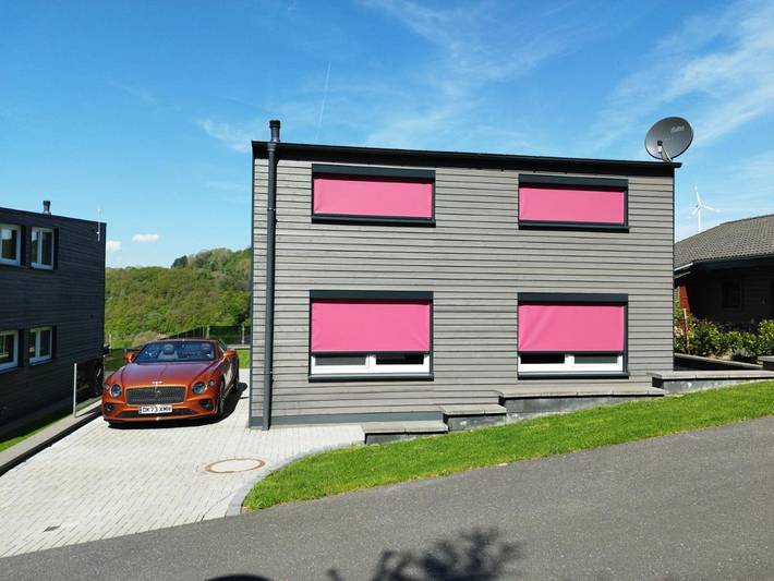 Ferienwohnung für 4 Personen, mit Ausblick und Garten sowie Seeblick in Mendig