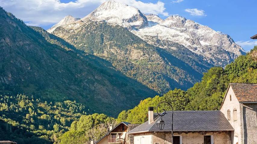 Gîte pour 5 personnes, avec balcon dans Vallee De Boi