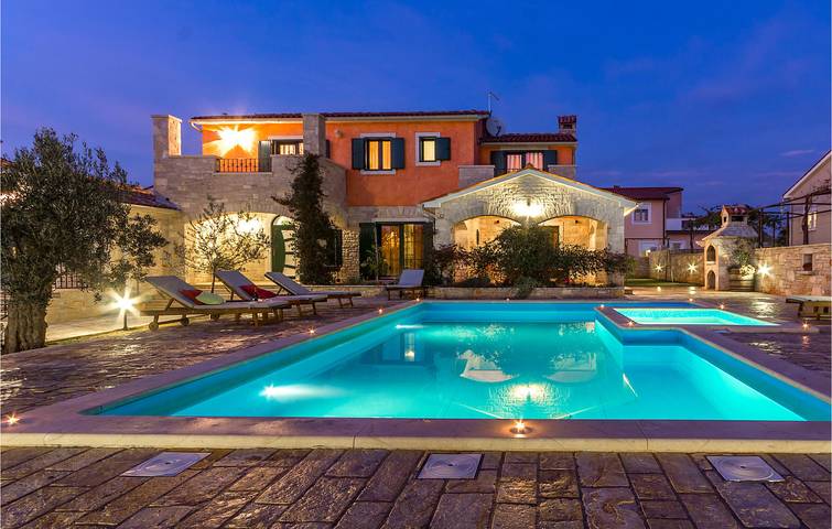 Gemütliche 1-Zimmer-Wohnung mit Pool, WLAN, Terrasse und Parkplatz in Grad Vodnjan, Südküste Istrien