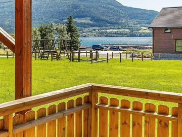 Ferienwohnung für 5 Personen, mit Sauna und Pool sowie Terrasse in Nesset