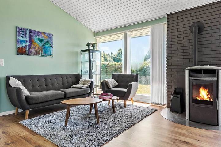 Schönes Haus mit 2 Schlafzimmern in. in Ølsted, Hovedstaden