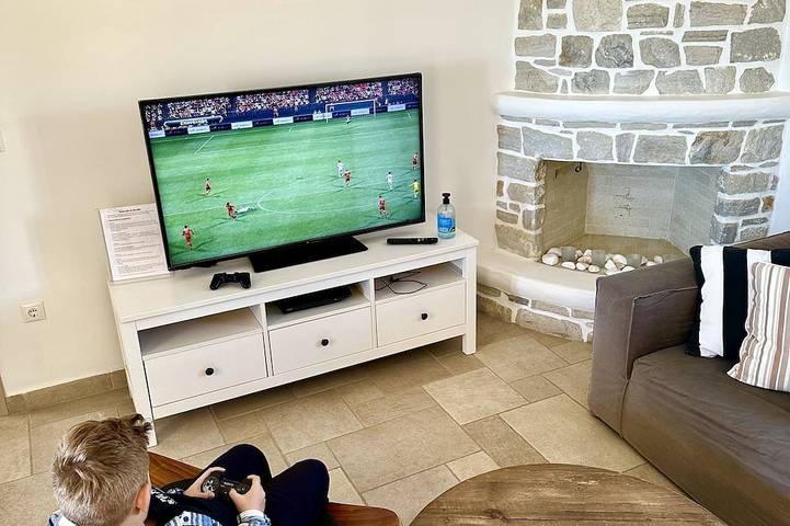 Location de vacances pour 8 personnes, avec jardin dans Aliki - 4