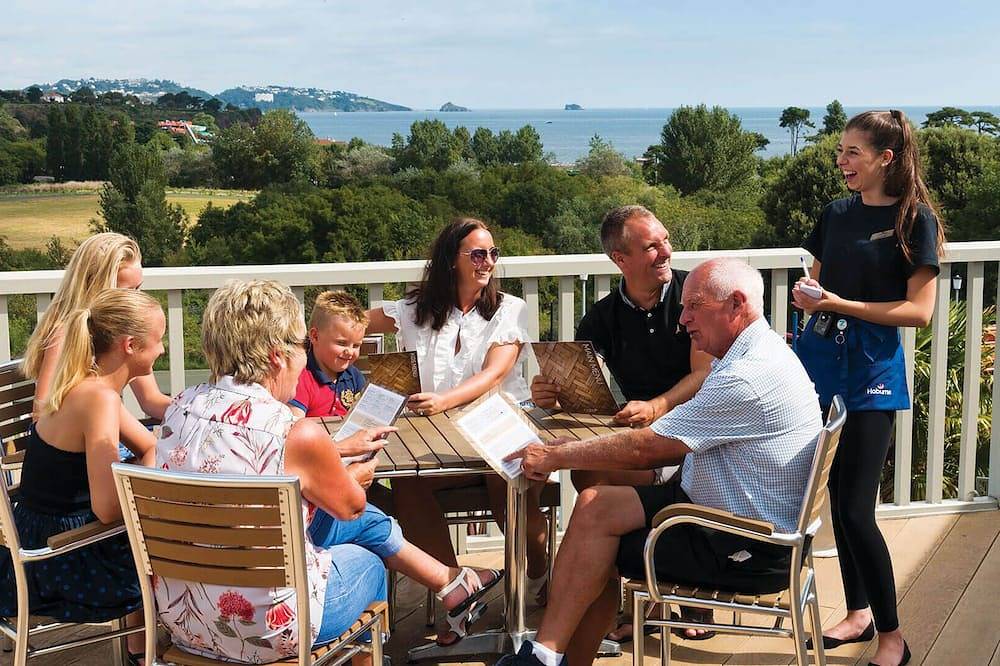 Coastal Getaway with Free Activities & Beach Access in Goodrington, Paignton