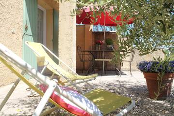 Gîte pour 4 personnes, avec terrasse en Provence-Alpes-Côte d'Azur