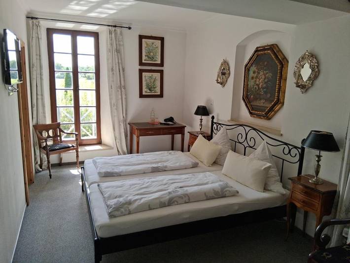 Hotel für 2 Personen, mit Terrasse und Garten sowie Ausblick in Neudrossenfeld
