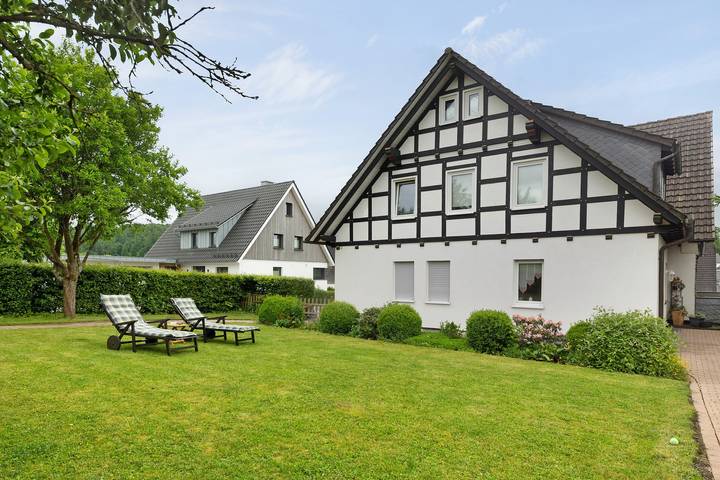 Ferienwohnung für 4 Personen, mit Garten in Schmallenberg - 3