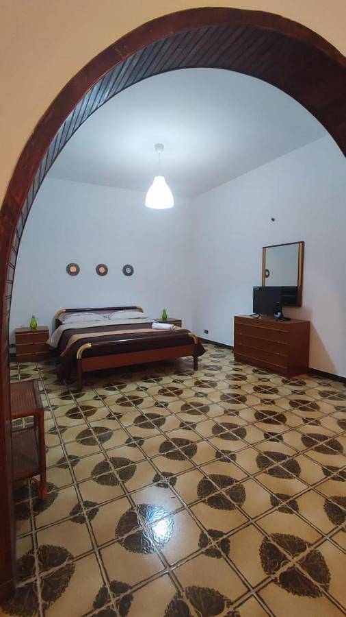 Casa Di Mitri in Villagrazia di Carini, Carini