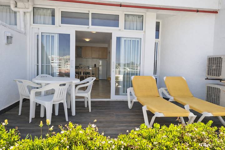 Ferienwohnung für 4 Personen, mit Kinderpool und Meerblick sowie Garten und Terrasse an der Algarve - 3