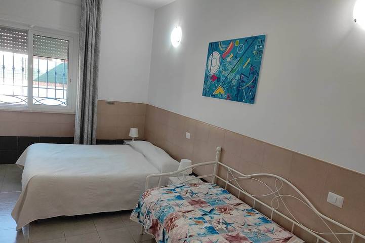 Chambre Double de Luxe avec Baignoire in Sabaudia, Agro Pontino