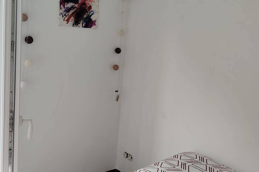 Entire apartment, 1 Bedroom Apartment in Vernon in Vernon (Normandy), Évreux region