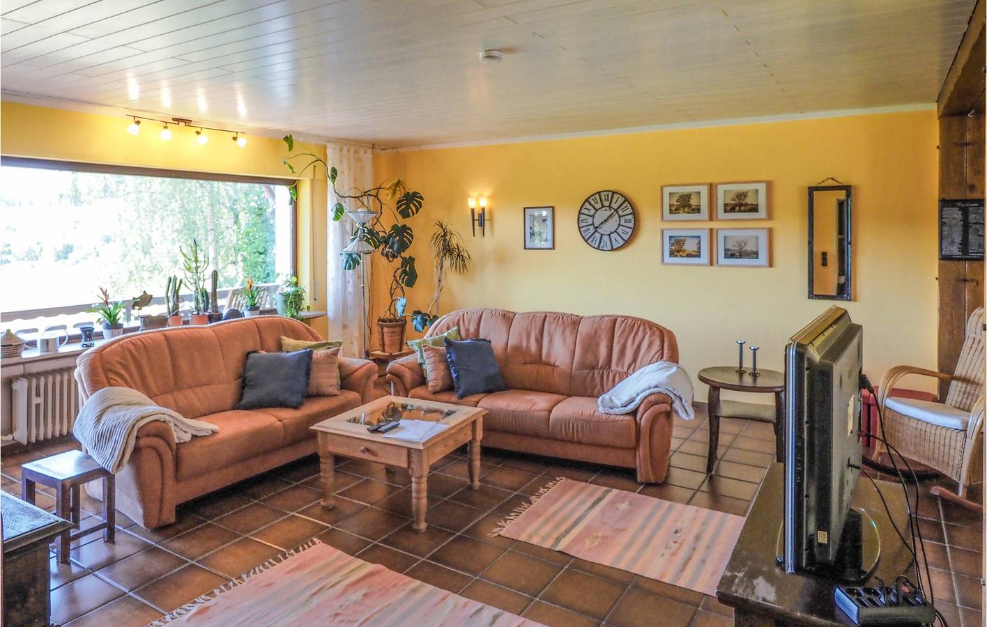 Entire holiday apartment, Cozy Apartment in Grenderich with Terrace & Parking in Grenderich, Cochem-Zell