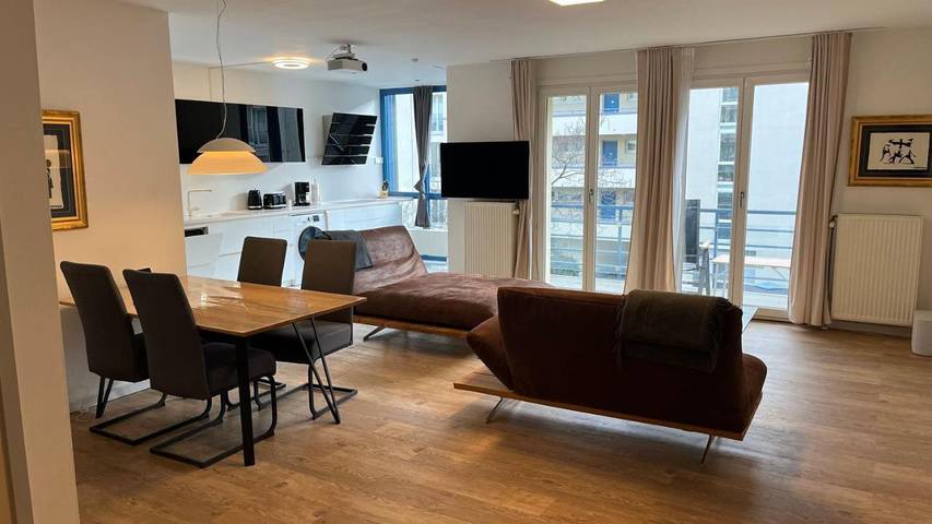 Ferienwohnung für 2 Personen, mit Balkon in Leipzig-Ost