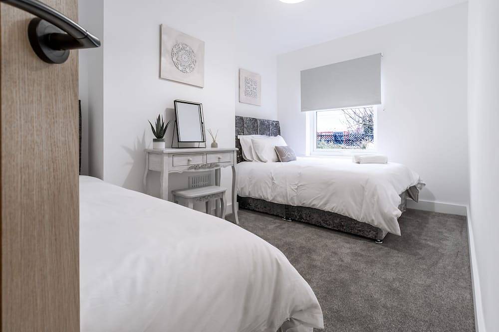 Railway Retreat in Wakefield, West Yorkshire