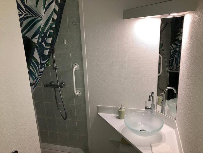 Gîte pour 3 personnes, avec balcon à Pouilly-sous-Charlieu - 2