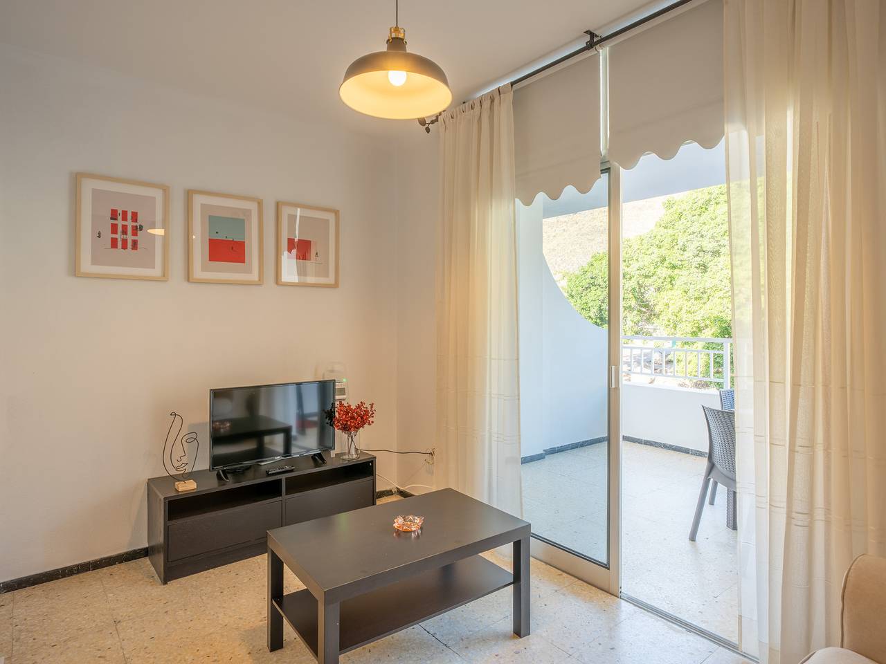 Apartamento entero, Apartamento de vacaciones para 4 personas con balcón in Puerto Naos, Los Llanos de Aridane
