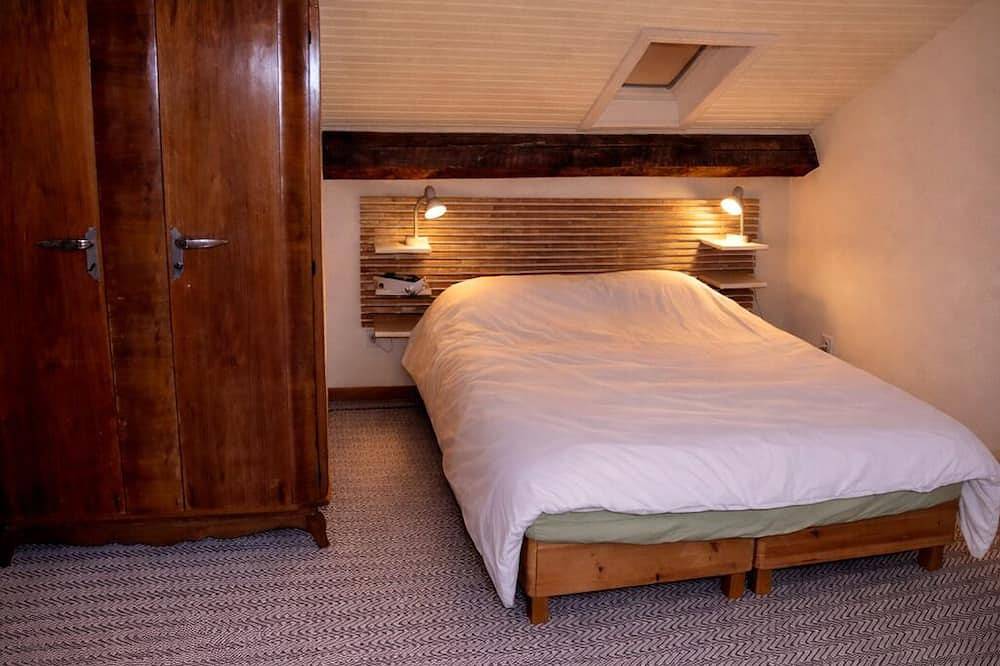 Le Pré du Dimanche chambre 4 Uranus in Maringues, Région de Thiers