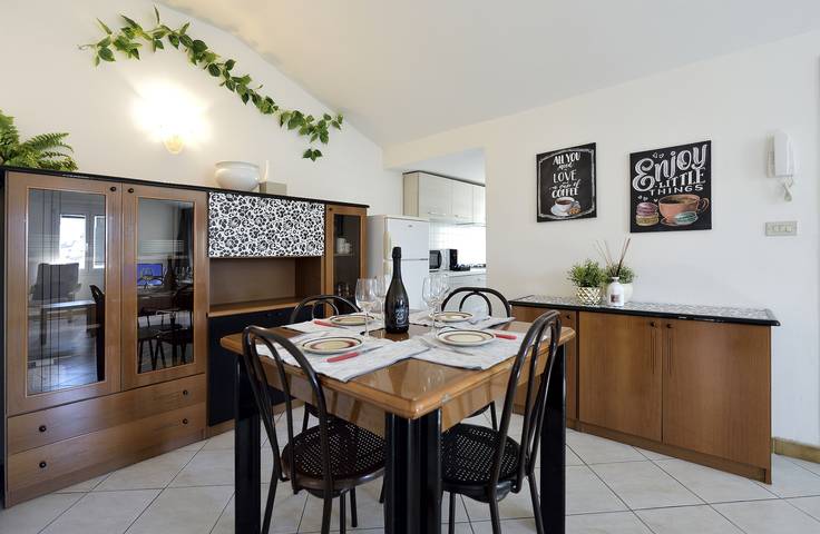 Gîte pour 6 personnes, avec balcon à Cattolica - 2