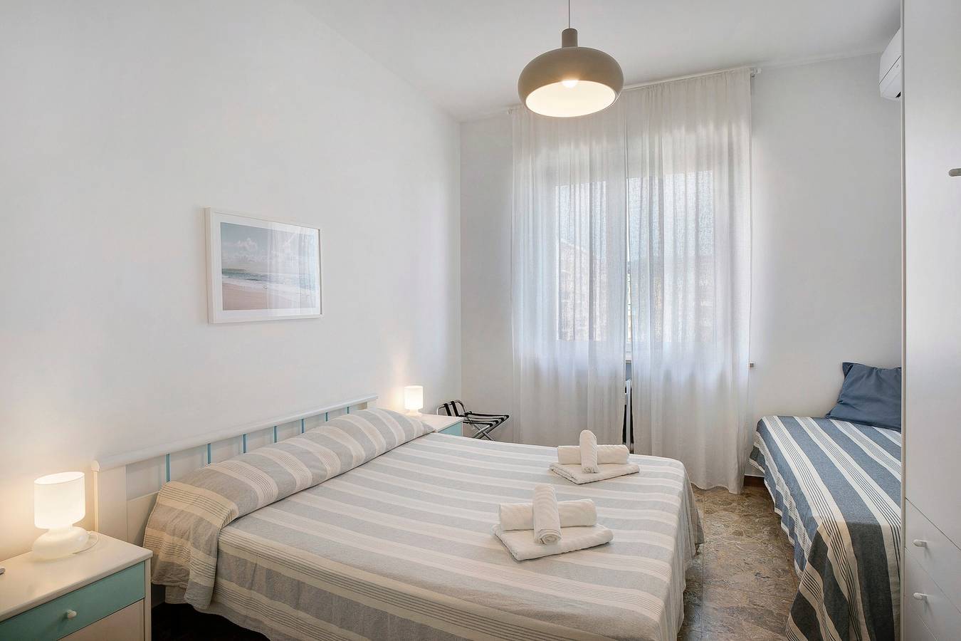 Ganze Wohnung, Ferienwohnung 'Fronte Mare - Marina Di Andora' mit Balkon, Wlan und Klimaanlage in Andora, Riviera di Ponente