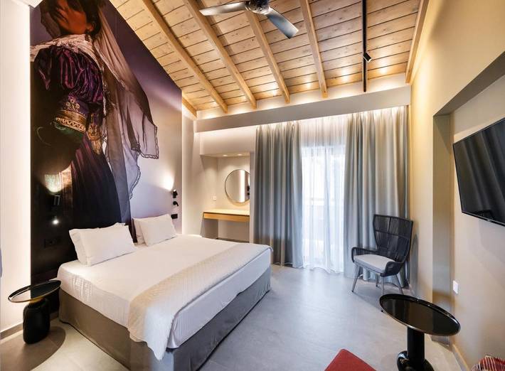 Chambre d’hôte pour 3 personnes, avec piscine ainsi que jardin et vue