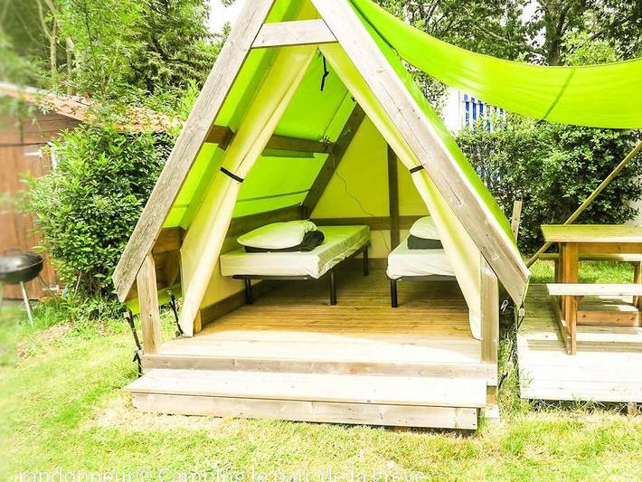 Tente pour 4 personnes, avec bassin pour enfant en Vendée - 2