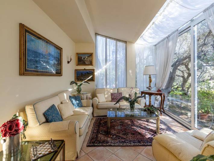 Villa per 4 persone, con giardino e terrazza in Imperia