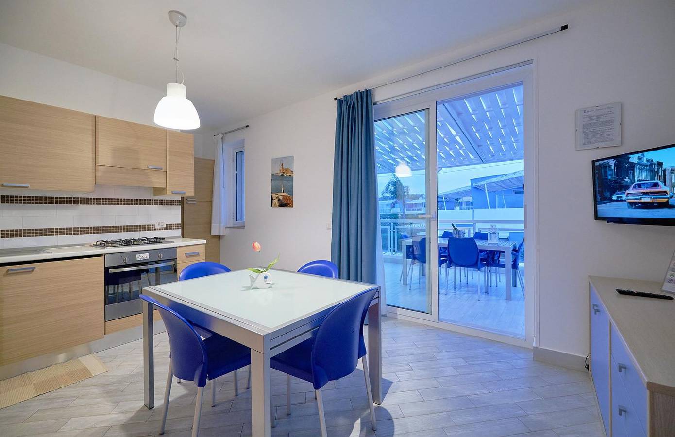 Apartamento entero, Grecale, casa vacanze con veranda a 100 mt dal mare in Ragusa (Sicilia), Provincia de Ragusa