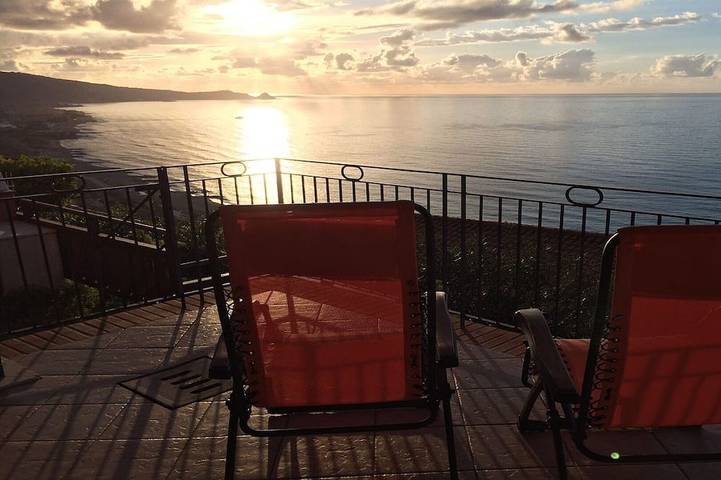Maison de vacances pour 10 personnes, avec Balcon et Jardin à Piraino