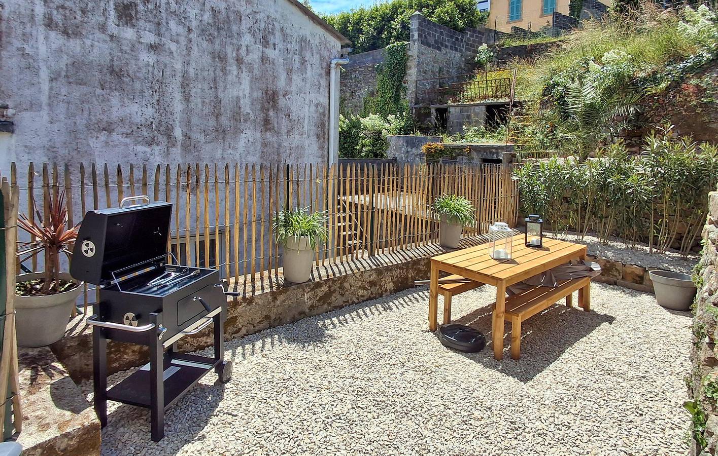 Acogedor apartamento de 2 dormitorios con jardín, cerca de la playa y de todos los servicios in Audierne, Côte de Cornouaille