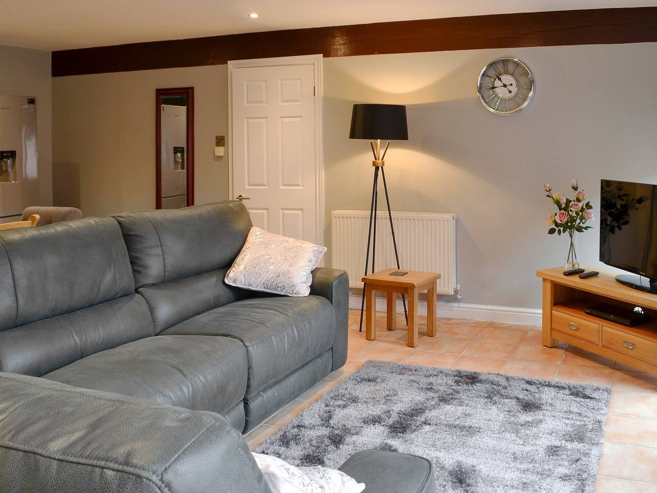 Koi Keep - Ukc1909 in Doddington and Whisby, Lincolnshire