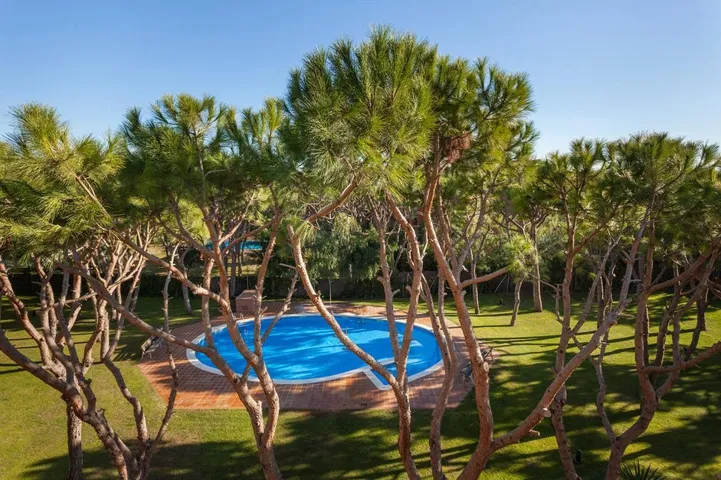 Holiday apartment for 4 people, with garden and pool as well as terrace - 1