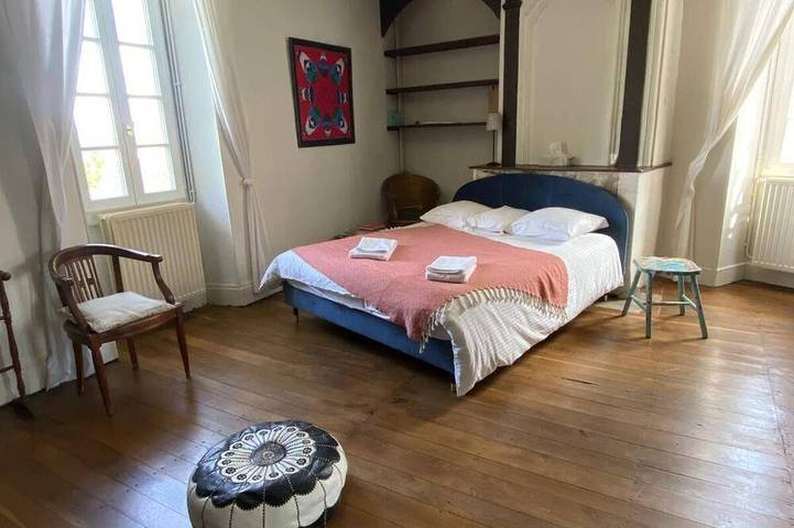 Location de vacances pour 15 personnes, avec jardin à Saint-Aulaye - 3